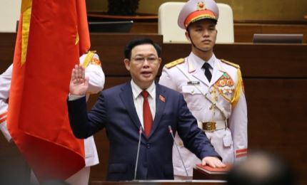 王廷惠同志以98.54%赞成率当选越南国会主席（组图）