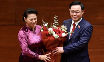 王廷惠同志当选越南国会主席