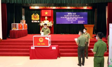 越南多地选民投票率较高