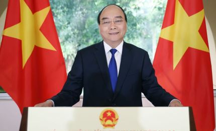 越南政府总理阮春福出席第三届巴黎和平论坛