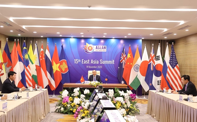 越南政府总理阮春福主持以视频形式召开的东亚峰会（EAS）