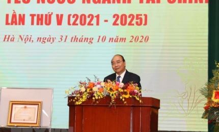 政府总理阮春福出席越南财政部门第五次爱国竞赛大会
