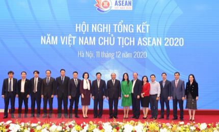 越南政府总理阮春福出席2020年东盟国家委员会总结会议
