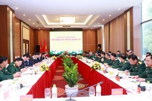 越共第四军区委员会第三次会议举行