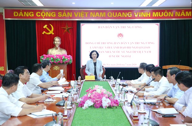 越共中央民运部部长张氏梅在会上发表讲话