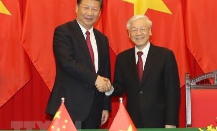 越中两国领导人互致贺电庆祝两国建交71周年