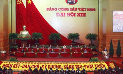 各政党、国际组织和友人致电祝贺越共十三大召开