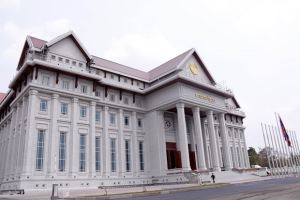 越南向老挝移交新的国会大厦项目
