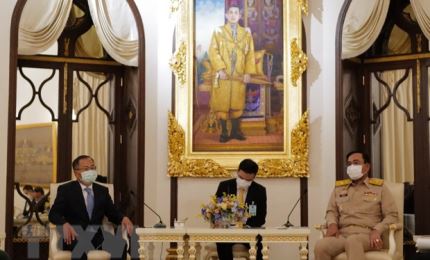 泰国总理高度评价泰越战略伙伴关系