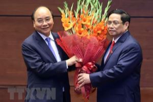越南国会颁布政府总理职务任免决议