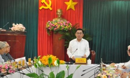 越共中央检查委员会主任陈锦绣：让选举日真正成为全民的盛会
