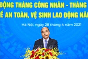 阮春福主席建议工会组织尽早制定落实越共十三大决议的行动计划