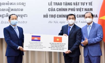 越南向柬埔寨提供防疫医疗物资