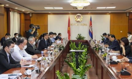 越南和柬埔寨促进工业贸易关系